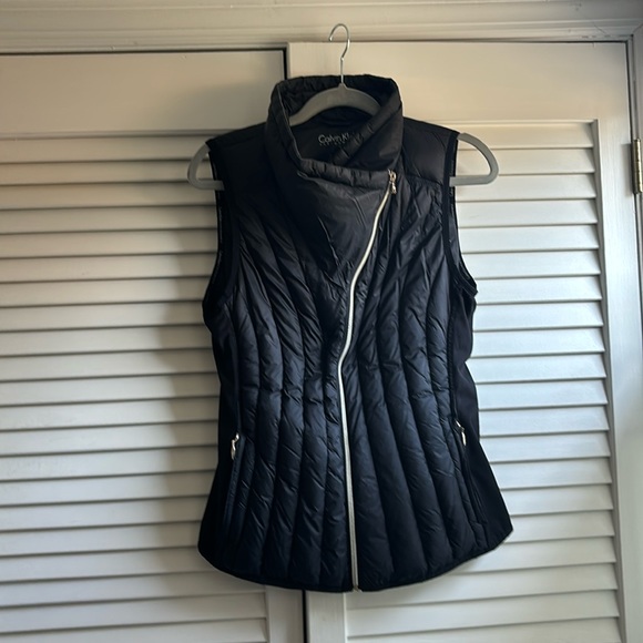 Calvin Klein Vest - Picture 1 of 11